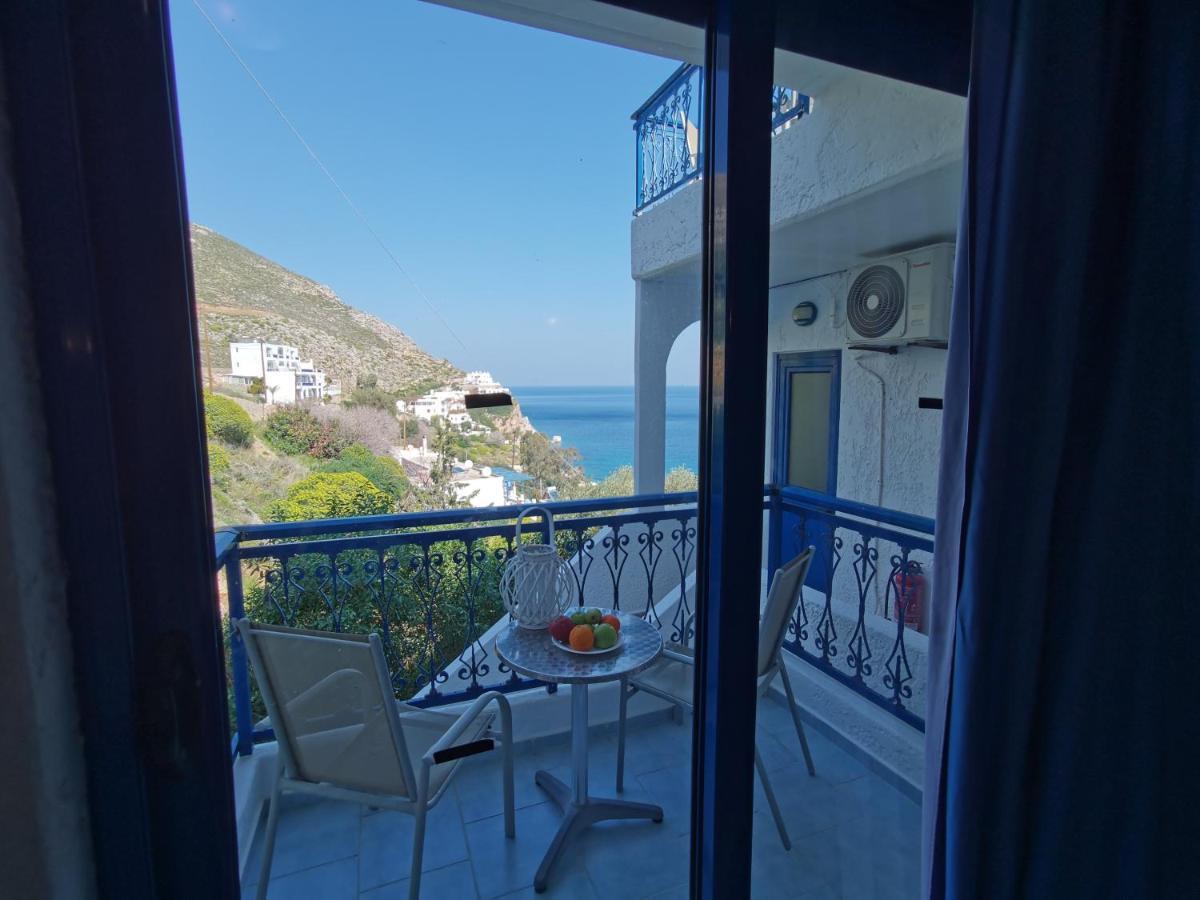 Marinas Studios Livadia  Exteriér fotografie