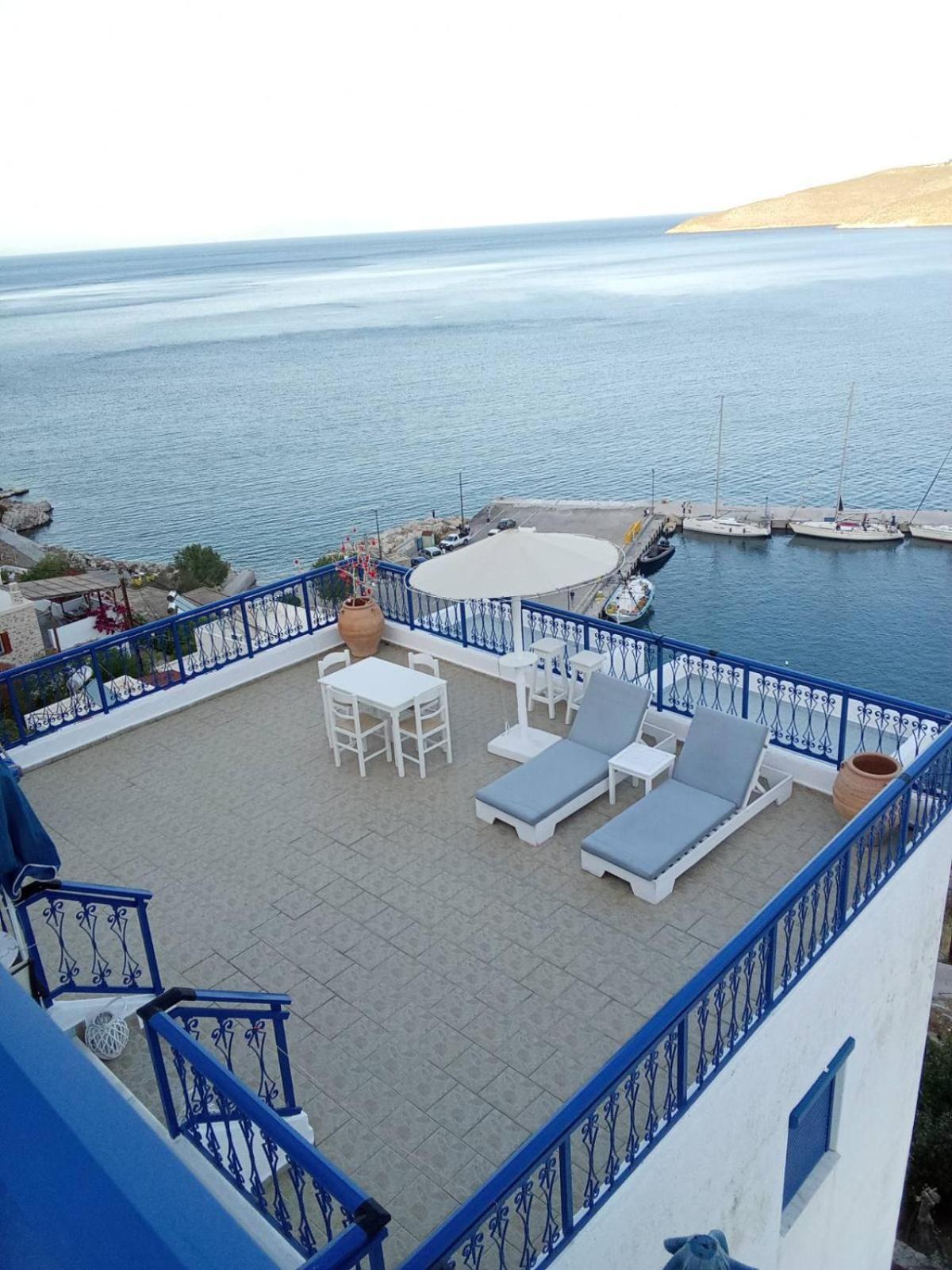 Marinas Studios Livadia  Exteriér fotografie